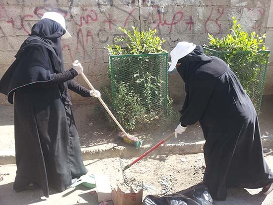 iEARN-Yemen Cleaning Day in Sana'a